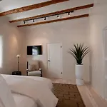 Palace Modern Residences At The Railyard - 2 Compound